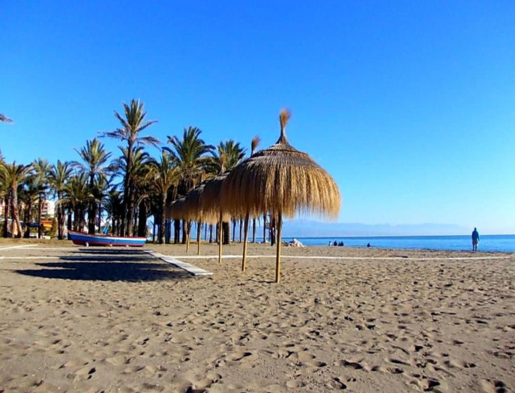 La Carihuela Lux Apartment Torremolinos Esterno foto