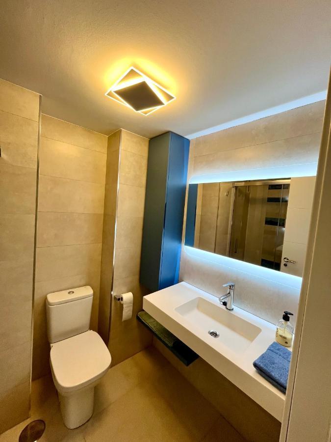 La Carihuela Lux Apartment Torremolinos Esterno foto